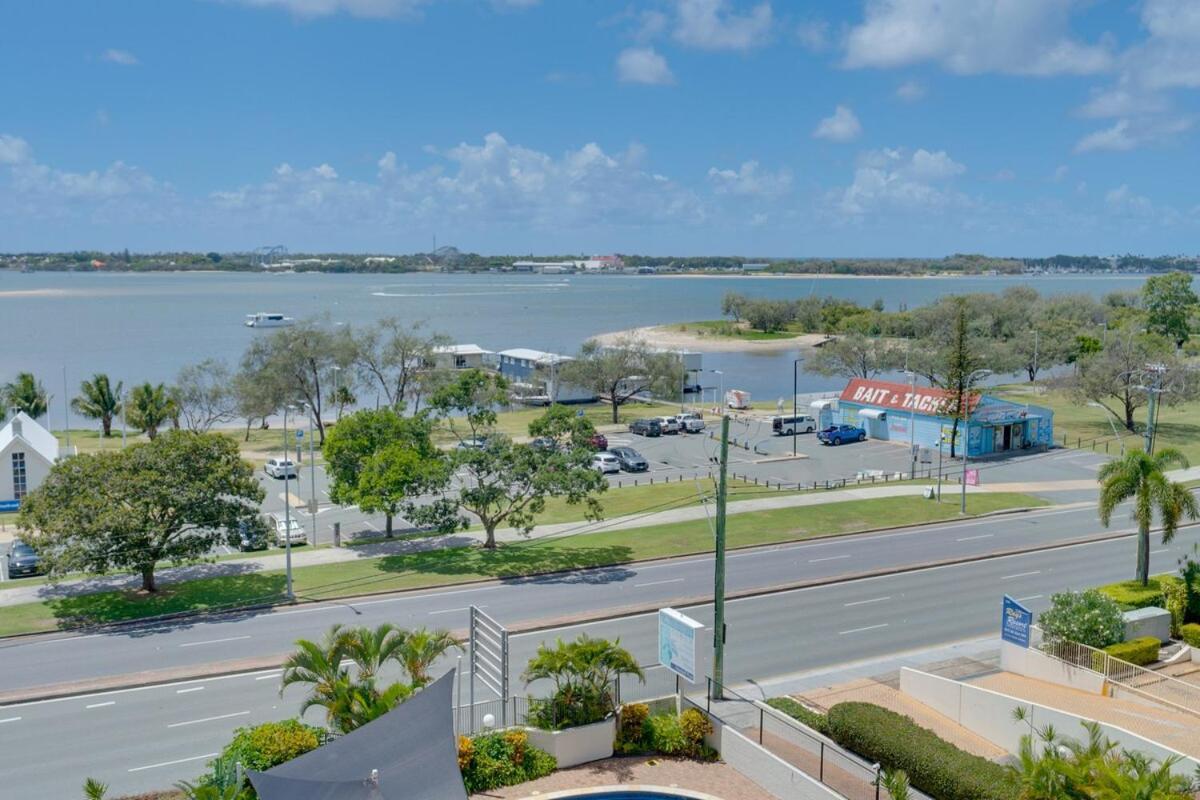 Coastal 2-bedroom Retreat With Pool & Tennis Court Apartment Gold Coast
