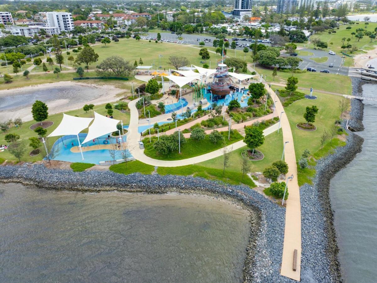 Apartment Coastal 2-bedroom Retreat With Pool & Tennis Court *